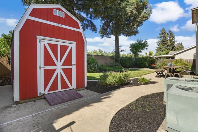 4301 Veranda Way, Modesto, CA 95357