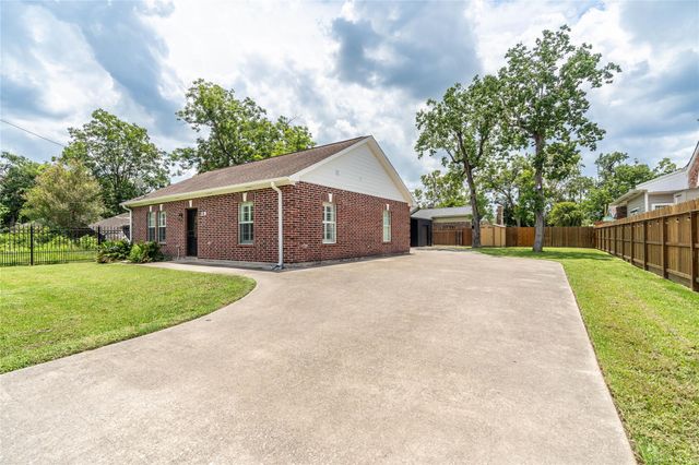 4118 Topping Street, Houston, TX 77093