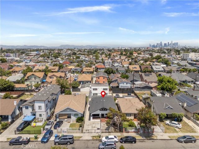 845 W 56th Street, Los Angeles, CA 90037