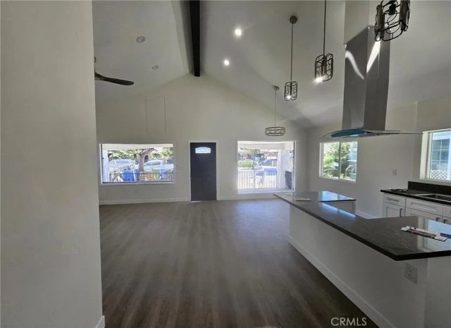 845 W 56th Street, Los Angeles, CA 90037