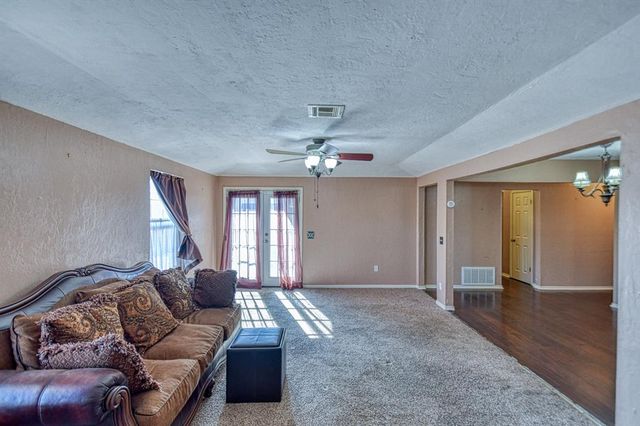 300 S English Drive, Moore, OK 73160