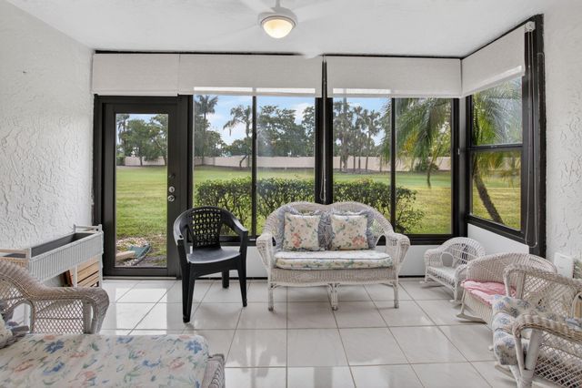 5021 Oakhill Lane 114, Delray Beach, FL 33484