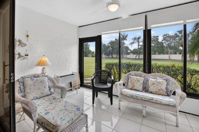 5021 Oakhill Lane 114, Delray Beach, FL 33484