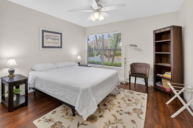 5021 Oakhill Lane 114, Delray Beach, FL 33484