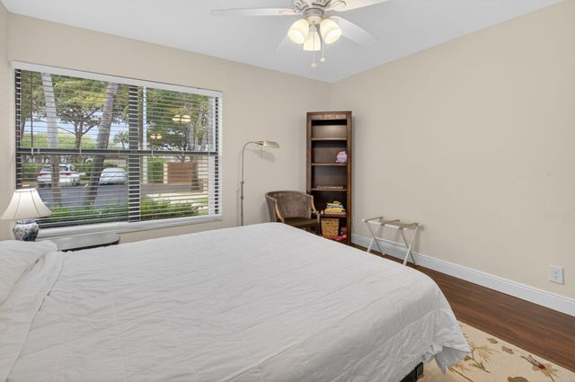 5021 Oakhill Lane 114, Delray Beach, FL 33484