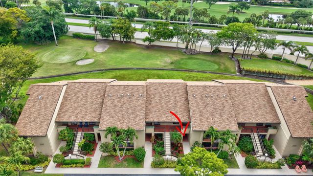 5021 Oakhill Lane 114, Delray Beach, FL 33484