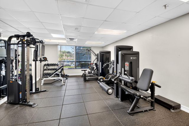 5021 Oakhill Lane 114, Delray Beach, FL 33484