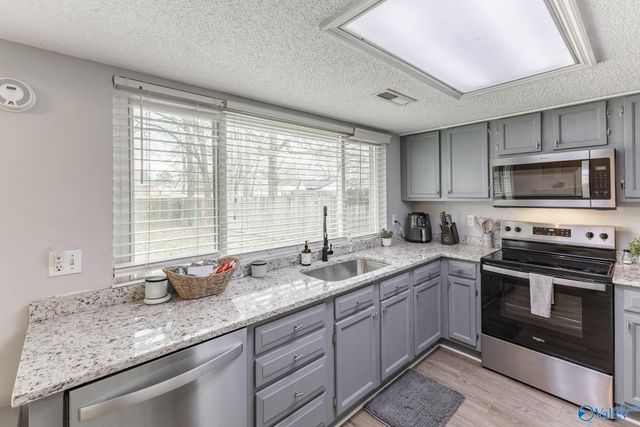 1807 E Brownston Court, Decatur, AL 35603