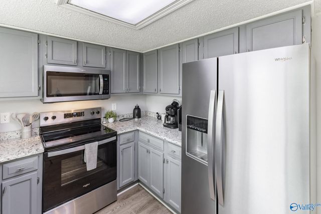 1807 E Brownston Court, Decatur, AL 35603