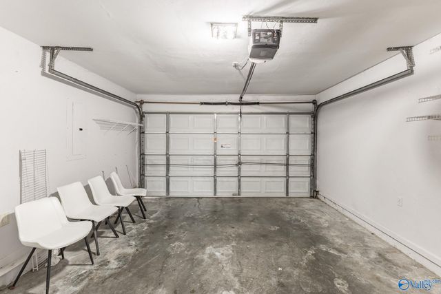 1807 E Brownston Court, Decatur, AL 35603