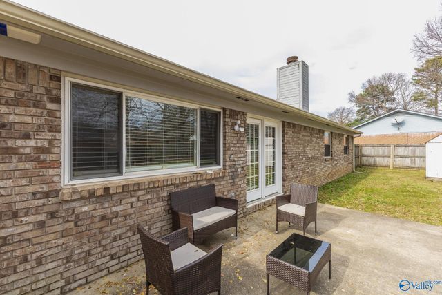 1807 E Brownston Court, Decatur, AL 35603