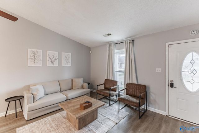 1807 E Brownston Court, Decatur, AL 35603