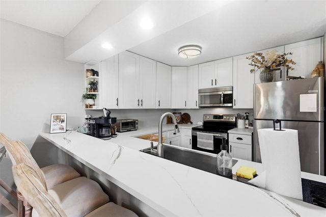 700 OHIO AVENUE, Palm Harbor, FL 34683