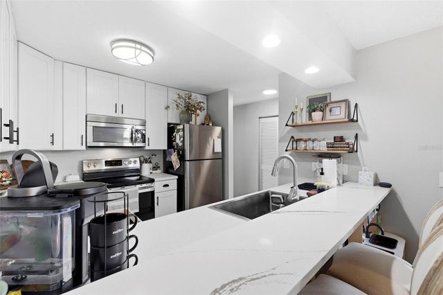 700 OHIO AVENUE, Palm Harbor, FL 34683