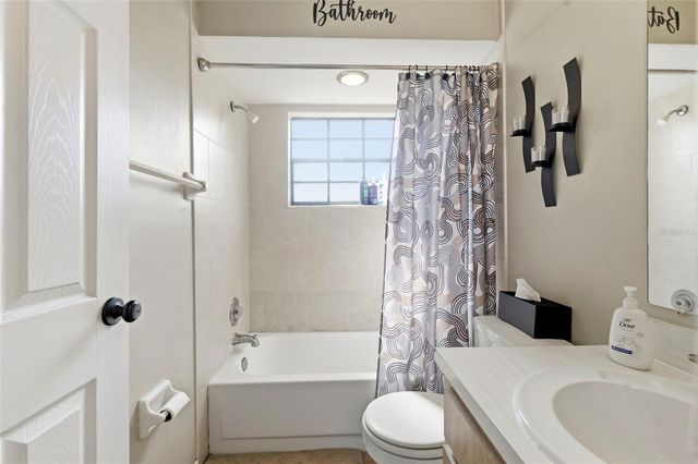 700 OHIO AVENUE, Palm Harbor, FL 34683