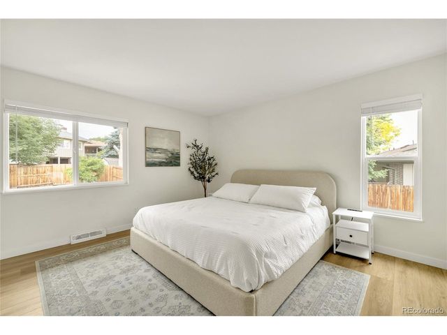 1535 S Zang Ct, Lakewood, CO 80228