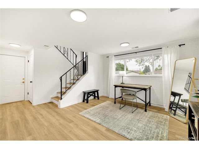 1535 S Zang Ct, Lakewood, CO 80228