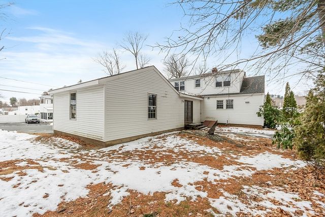 559 Merriam Ave, Leominster, MA 01453