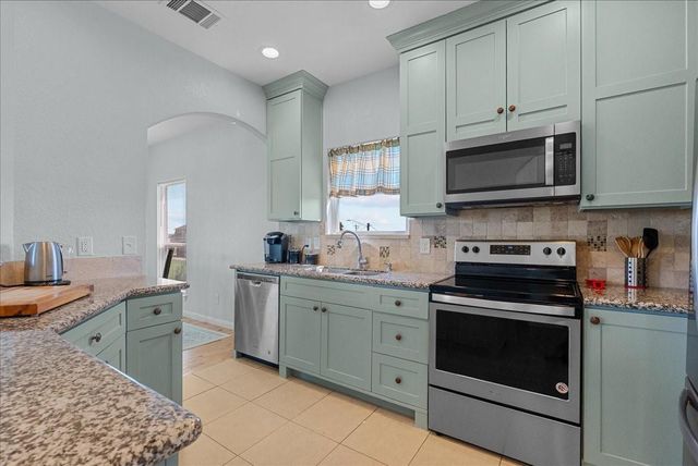 1012 22nd Street Street D, Dickinson, TX 77539