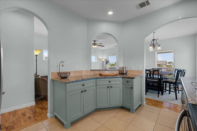 1012 22nd Street Street D, Dickinson, TX 77539