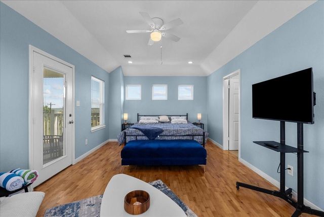1012 22nd Street Street D, Dickinson, TX 77539
