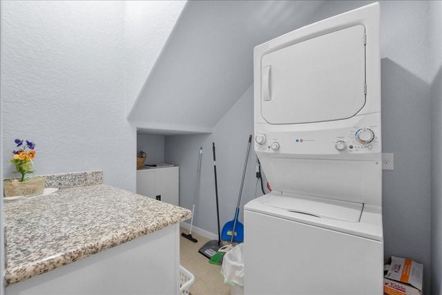 1012 22nd Street Street D, Dickinson, TX 77539