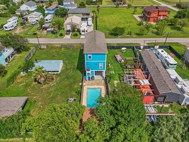 1012 22nd Street Street D, Dickinson, TX 77539