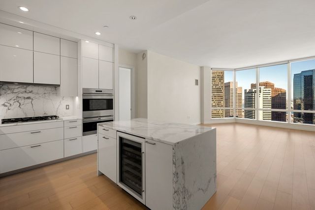 1 Franklin Street 3807, Boston, MA 02110