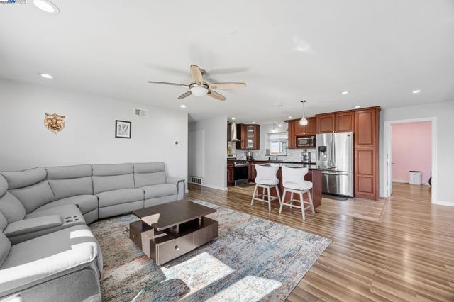 19695 Bernal Street, Castro Valley, CA 94546