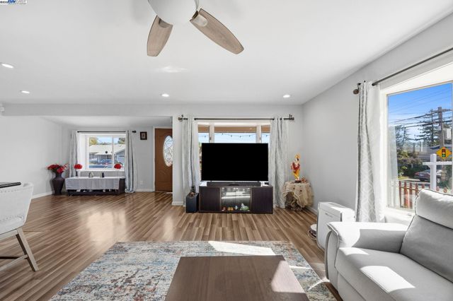 19695 Bernal Street, Castro Valley, CA 94546