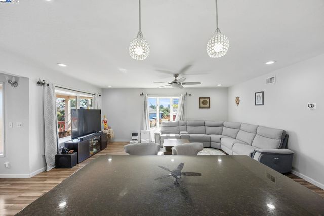 19695 Bernal Street, Castro Valley, CA 94546