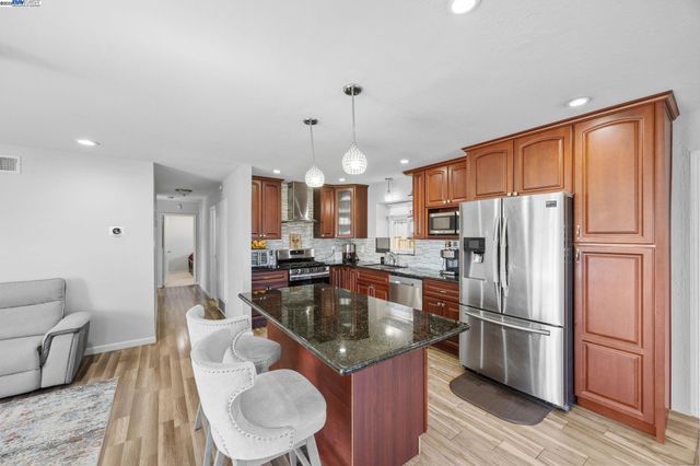 19695 Bernal Street, Castro Valley, CA 94546