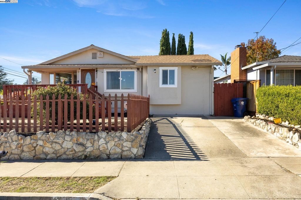 19695 Bernal Street, Castro Valley, CA 94546