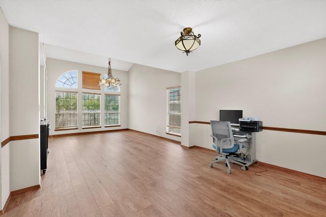 2813 Mesa Road SE, Rio Rancho, NM 87124