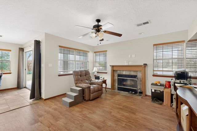 2813 Mesa Road SE, Rio Rancho, NM 87124