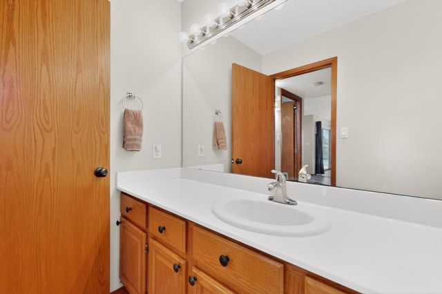 2813 Mesa Road SE, Rio Rancho, NM 87124