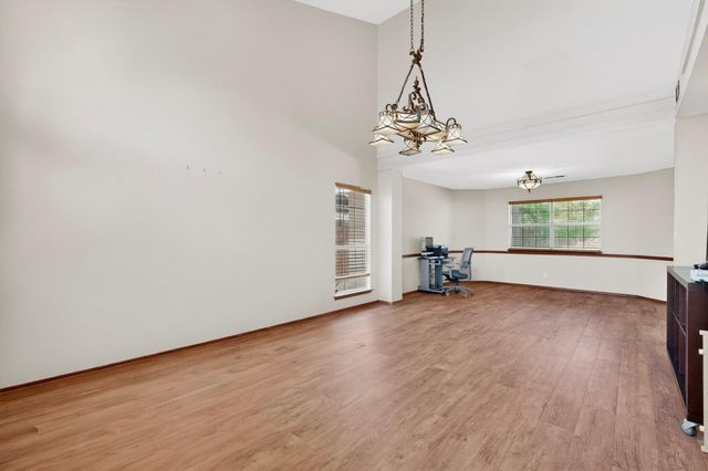 2813 Mesa Road SE, Rio Rancho, NM 87124