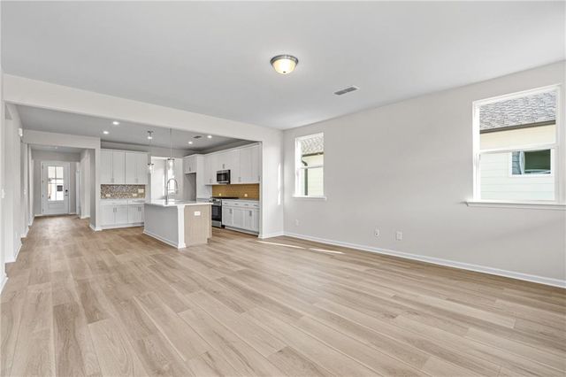 1580 Savory Way, Loganville, GA 30052