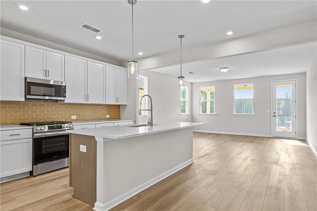 1580 Savory Way, Loganville, GA 30052