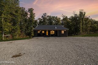 2025 Allardt Tinch Rd, Jamestown, TN 38556