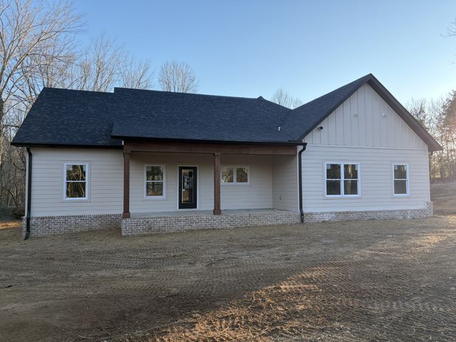 1049 Big Bartons Creek Rd, Dickson, TN 37055