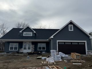 1913 S Stone Creek Boulevard, Urbana, IL 61802