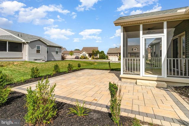 6124 WESTON DR, Harrisburg, PA 17111