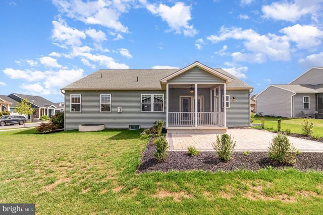 6124 WESTON DR, Harrisburg, PA 17111