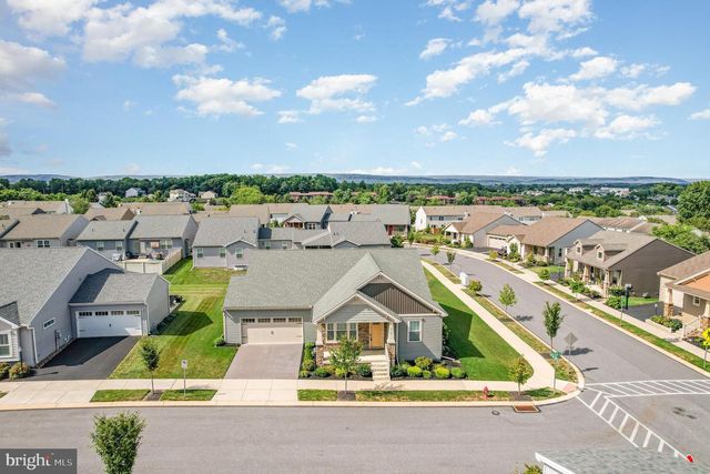 6124 WESTON DR, Harrisburg, PA 17111
