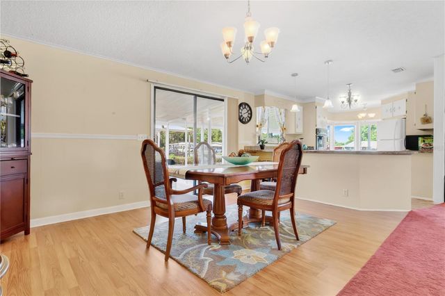 32520 W GOLF COURT, Leesburg, FL 34748