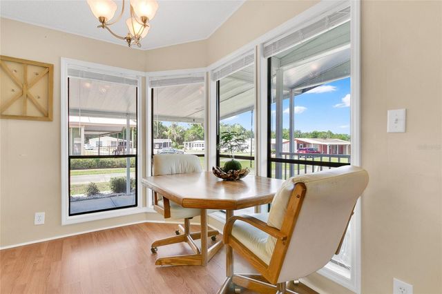 32520 W GOLF COURT, Leesburg, FL 34748