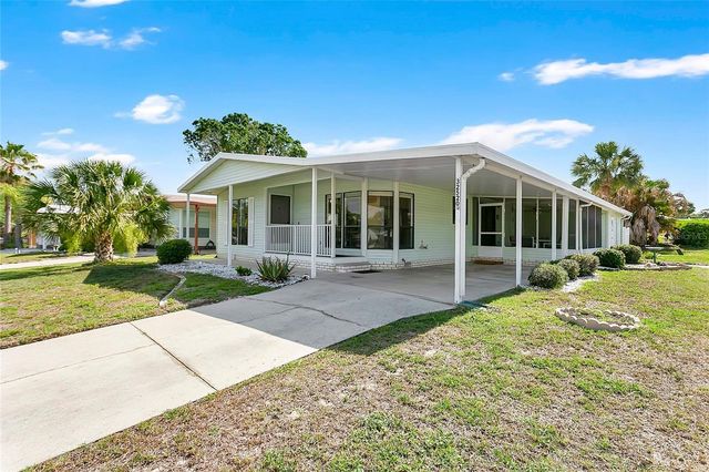 32520 W GOLF COURT, Leesburg, FL 34748