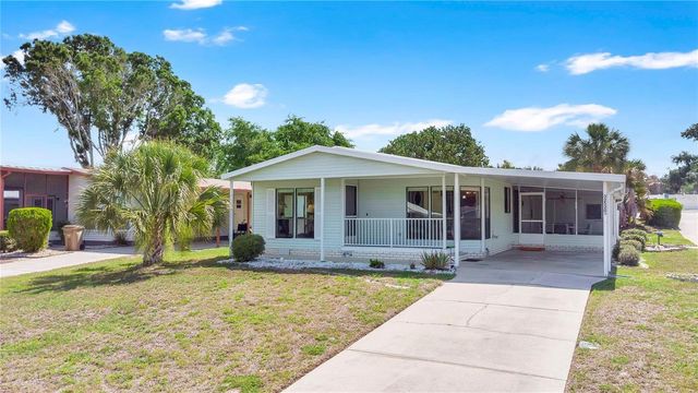 32520 W GOLF COURT, Leesburg, FL 34748