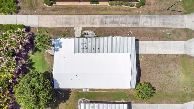 32520 W GOLF COURT, Leesburg, FL 34748